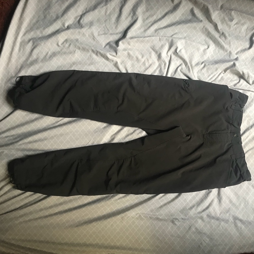 Rei pants